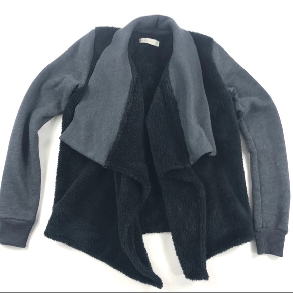 Abercrombie & Fitch Tops - Abercrombie & Fitch Open Front Fleece Cardigan